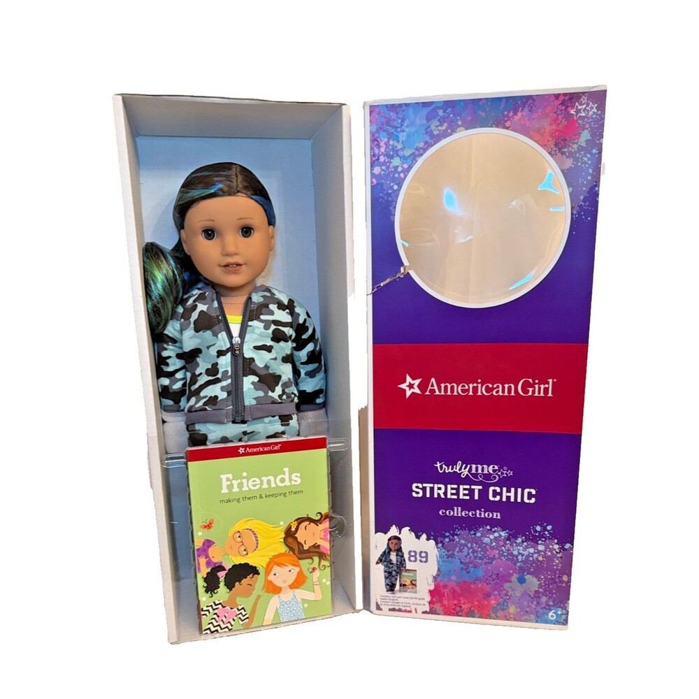 Retired American Girl Truly Me #89 Street Chic Doll Box Damage Nose Notch